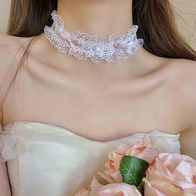 Elegant Lace Bowknot Choker