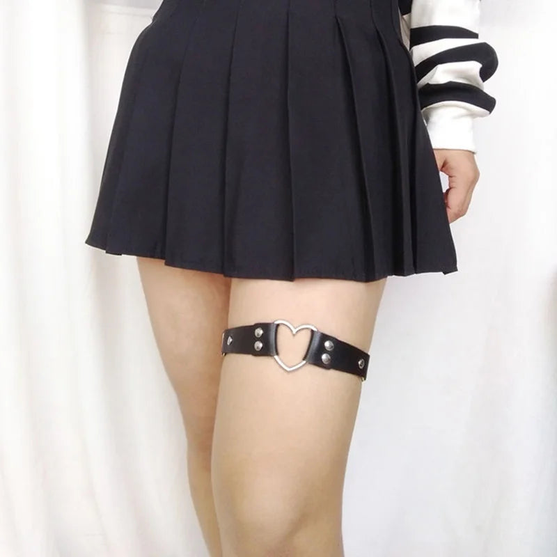 Goth Tigh Garter