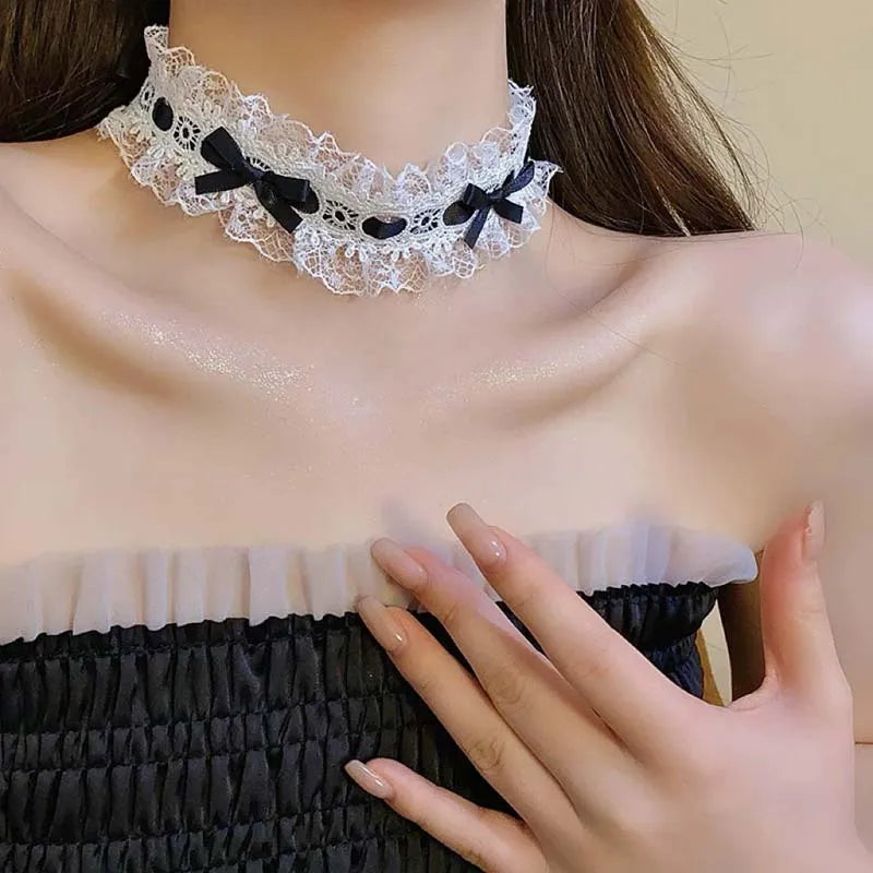 Elegant Lace Bowknot Choker