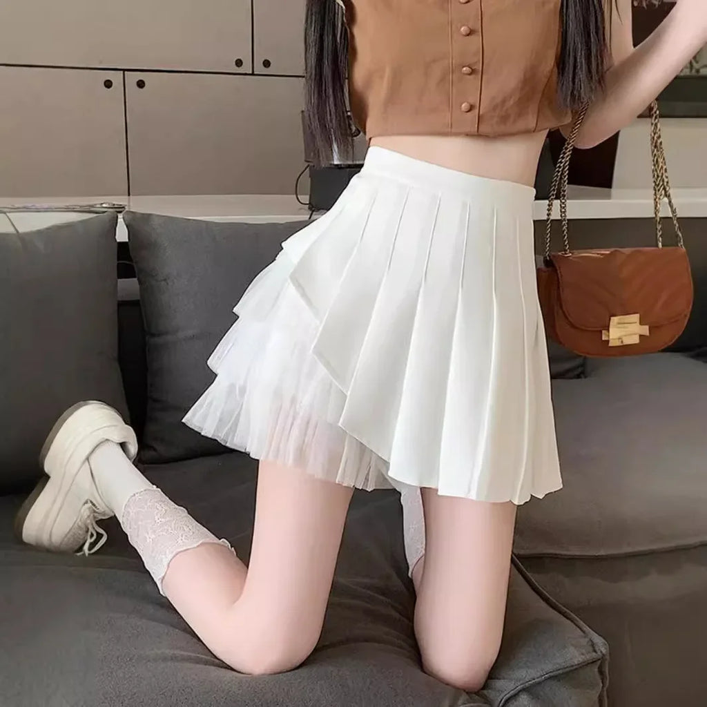High-waisted  Lace Mini Skirt