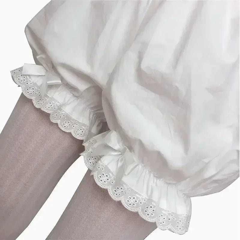 Lace Ruffle Short