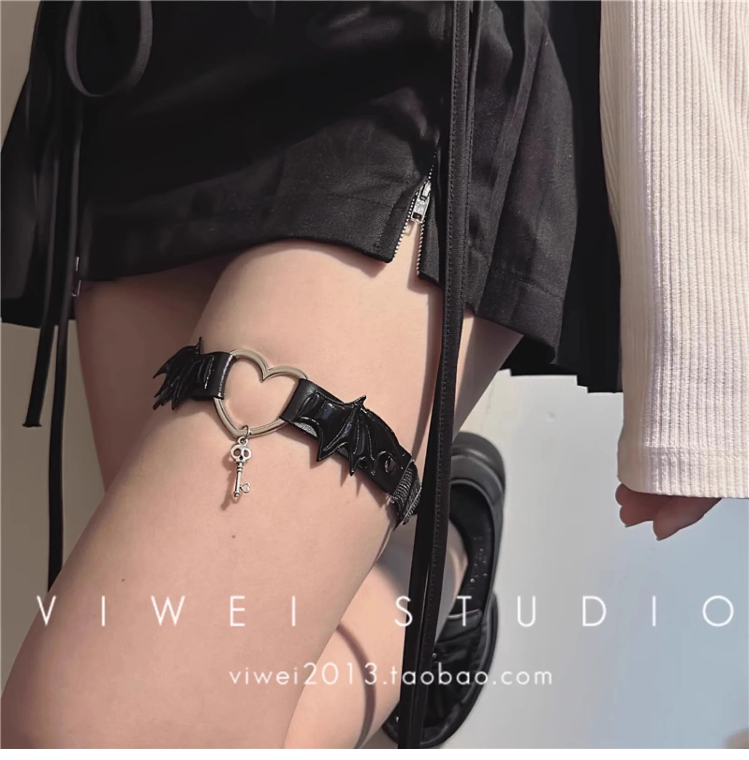 Punk Little Devil Wings Leg Garters
