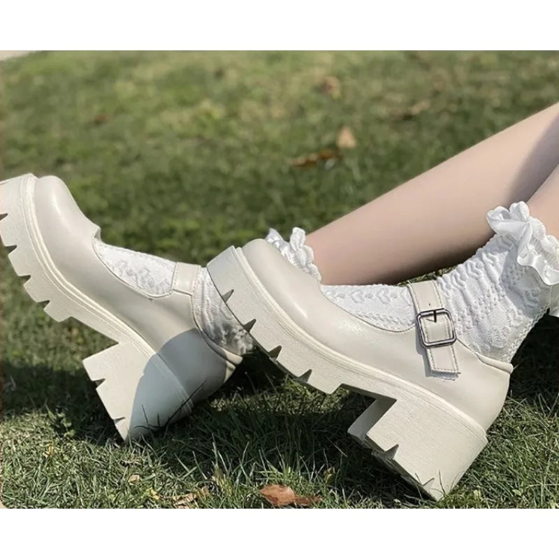 British styls Thick soled shoe