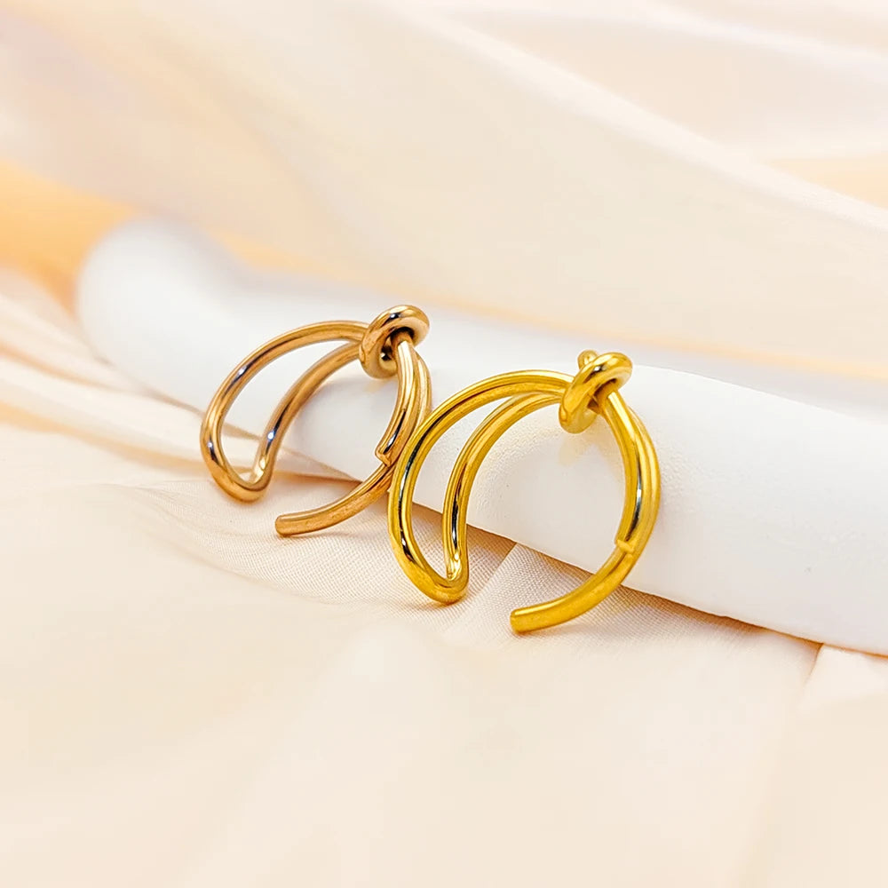 eManco Minimalist Style Knot Ring