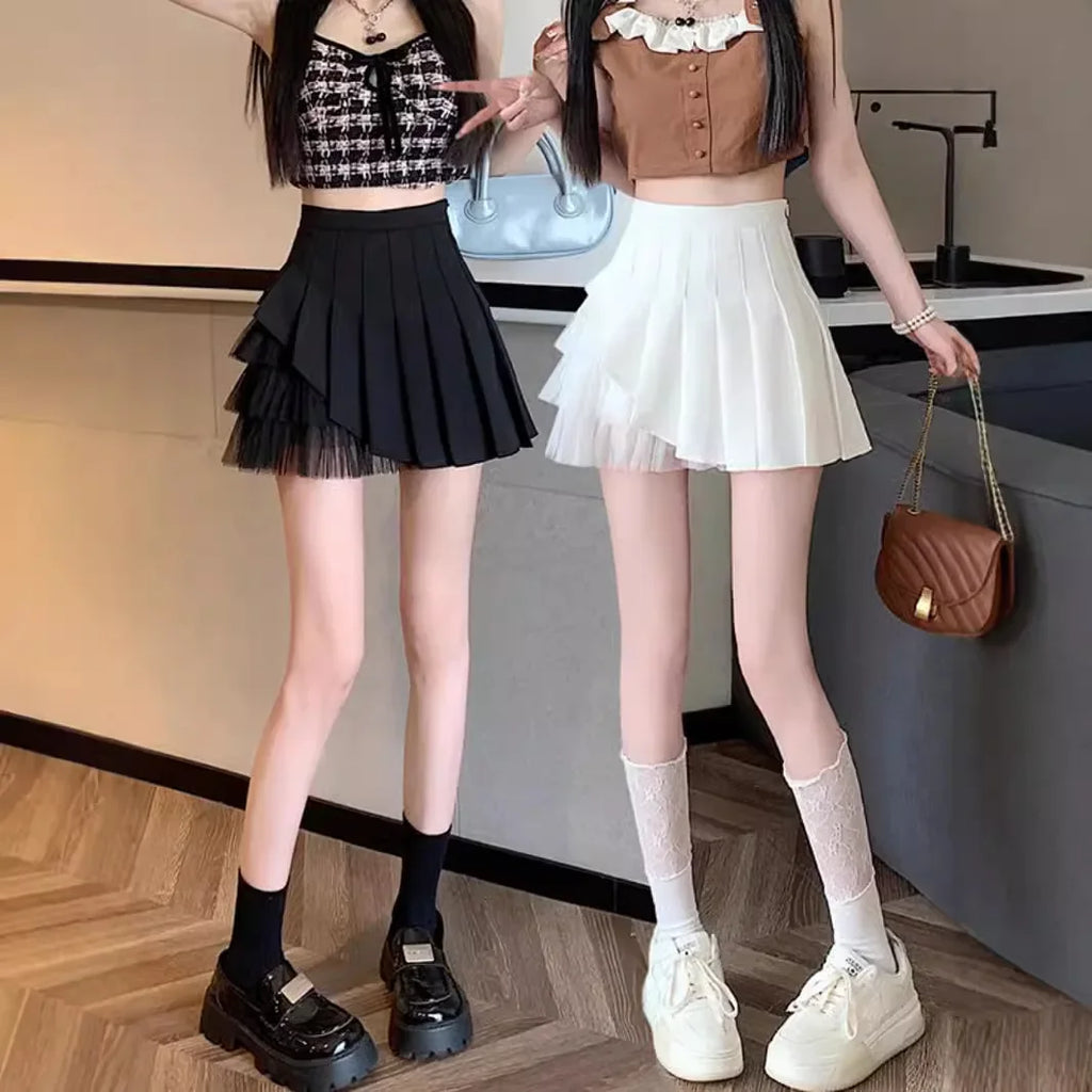 High-waisted  Lace Mini Skirt
