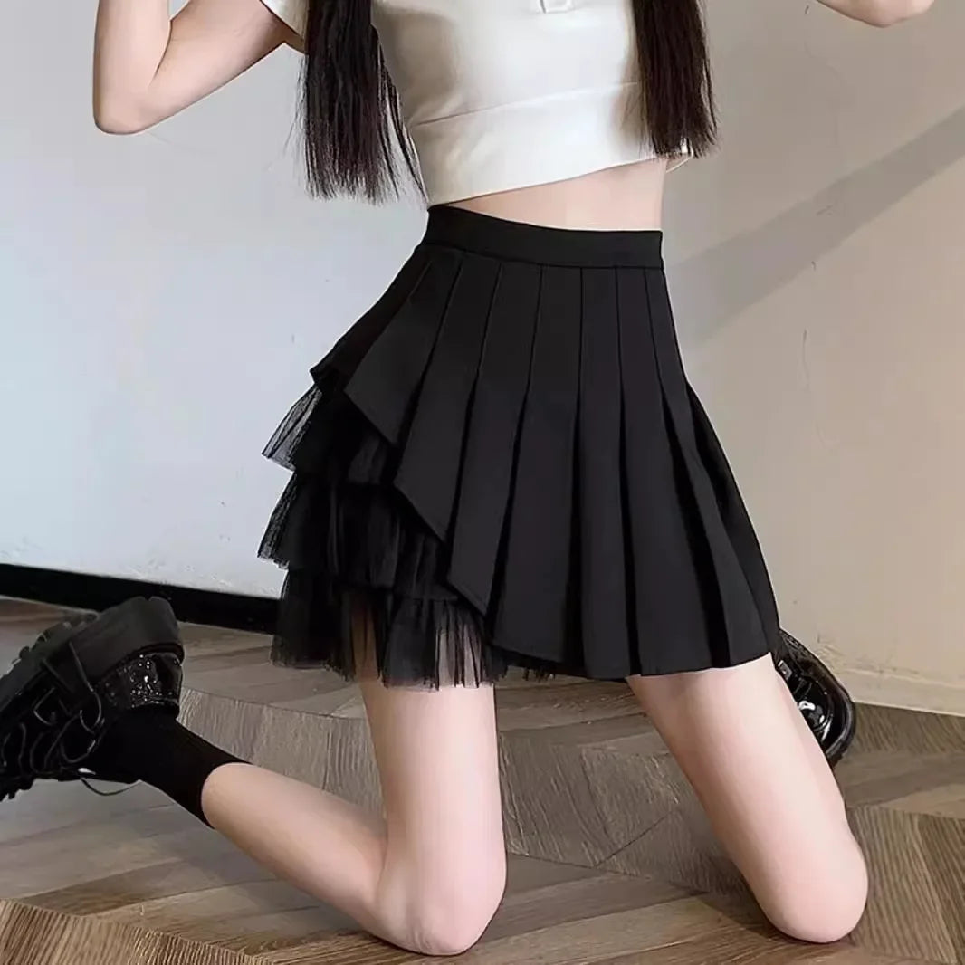 High-waisted  Lace Mini Skirt