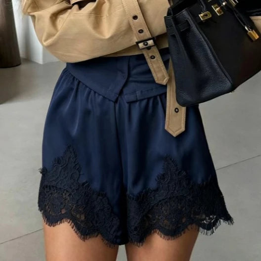 Lace Trim Elastic Waist Shorts